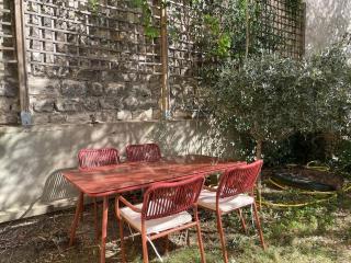 Charmant T2 avec Jardin - 2