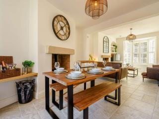 3 Bed House With Hot Tub Great Ayton - TOP Terrace - 9