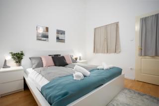 Beautiful large F27 apartman - Budapest - 0