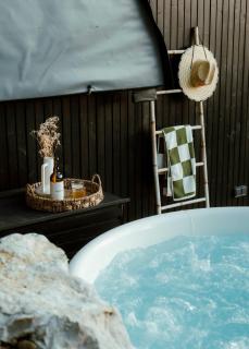 Ecolodge Acmé Jacuzzi vue lac - Angon - 9