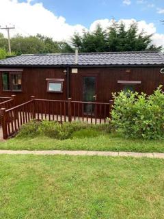 Lakeside retreat - Lodge 2F caer beris holiday park - no commercial vehicles allowed on site - 1
