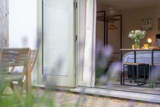 Eastgate Hideaway - 3