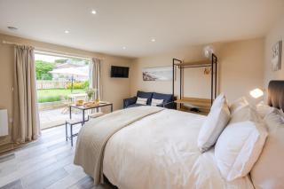 Eastgate Hideaway - 8
