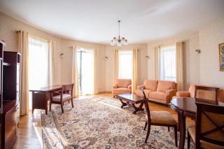 Latar Hotel Yerevan - Erevan - 5