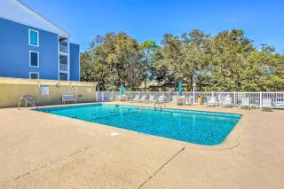 First Floor with Ground Floor Access - Steps to the Beach! - Myrtle Beach - 8