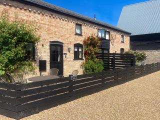 Pretty Cottage In Charming Peaceful Village - Easy Commute to Cambridge - Cambridge Homehost - Cambridge - 0