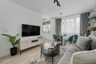 Zegadłowicza Riverside Studio in Wrocław by Noclegi Renters - 5