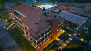 Chateau Mephis Kalaki - - 3
