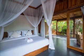Kura Kura Beach House - Canggu - 3