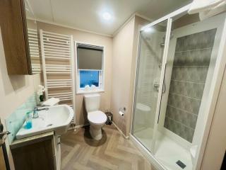 Ailsa Lodge with Hot Tub - York - 7