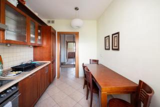 Wyględowska 2-Bedroom Apartment - Warsaw - 9