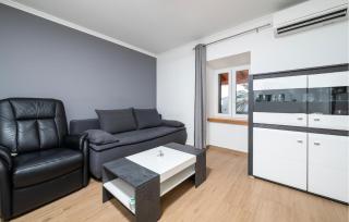 Nice Home In Labin With House Sea View - 9