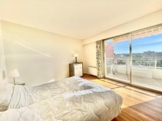 Vezelay, by Welcome to Cannes - Cannes - 6