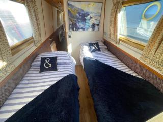 Cambridge Narrowboats - Beautiful Narrowboat Glyndwr - Cambridge - 1