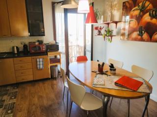Firenze home away - Pape's cozy apartment, near Airport - 14 min from city center-10 minutes walk from the Baker Hughes - Florenz - 8