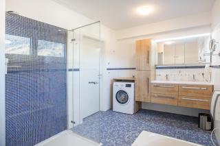 H19 - Modernes Ferienhaus 145qm, 3SZ, Wellnessbereich mit Sauna und Dachterrasse mit Panoramablick, Kühlen und Heizen mit Geothermie - Fügen - 6