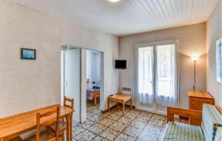 Stunning Home In Saint-Savinien - 3