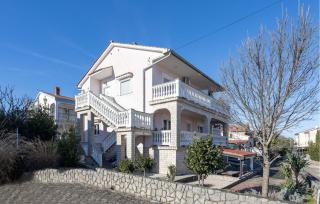 2 Bedroom Cozy Apartment In Vantacici - Vantačići - 0