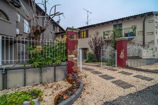 Cascina Conicchio - Metro Station - by Host4U - Brescia - 3