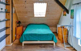 Amazing Apartment In Chwarzenko - - 4
