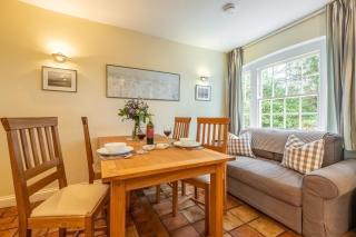 Middle Knoll - 8