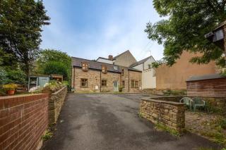 Brighton Terrace - Elegant 4 Bed - Walkley - 0