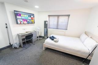 Captivating 1-Bed studio in Birmingham - 2