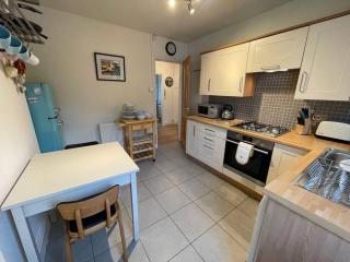 Beautiful 2 bedroom apartment with estuary views - Deganwy - 8
