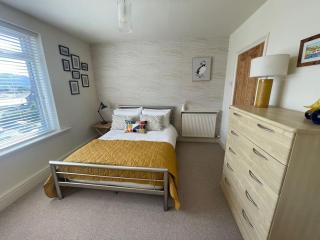 Beautiful 2 bedroom apartment with estuary views - Deganwy - 1