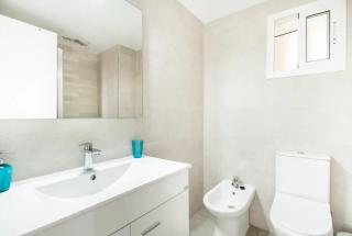 Apartamento amplio con 4 habitaciones y 2 baños - Great apartment with 4 rooms - 2 baths - Sevilla - 2