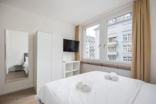 Urban Oasis with Queen Bed and View BE-23 - Zurigo - 8