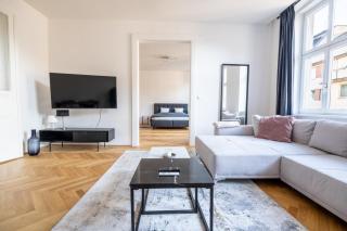 Rochus Stylish Stays - 3