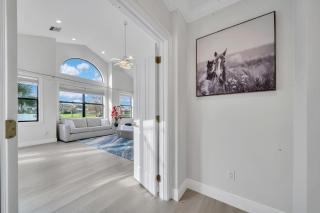 Lake Luxe Equine, Waterfront, Screened-in Pool, Hot Tub - Lake Views! Hosted By Relaxtay - Wellington - 6