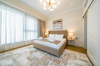 Walk to JBR Beach - Luxe 3BR with Marina & Sea Views - Dubai - 1