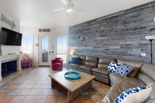 Santa Barbara Unit #2: Beachfront condo across the beach w/ private patio, fire pit, gas grill - 5