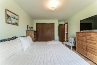 Mountain Escape: with Sauna near Yellowstone - 3