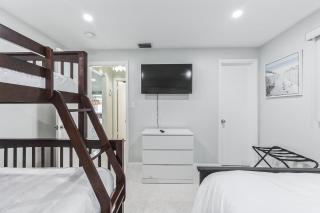 Riverside Retreat: Deck Bar, FirePit, Boat Parking - 3