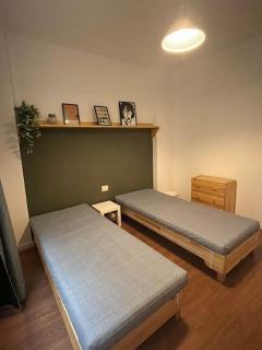 KING size in 2 BDR apartment near Mall Of Egypt - ‘Ezbet `Abd el-Ḥamîd - 8