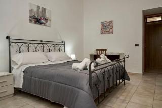 Napoli Duomo Center Home - 9