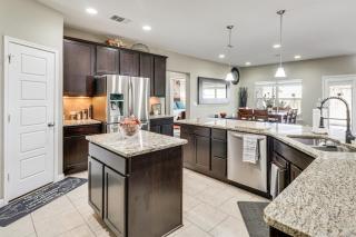 Covered Patio and Yard Spacious Leander Home! - Leander - 6