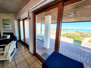 Beach Front Beach House 10 Golden Mile - St Helena Bay - 1