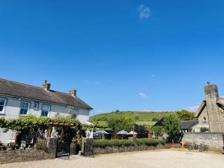 The Greyhound Inn - Dorchester - 9
