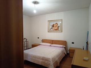 Signorile quadrilocale nel verde di Villa Guardia - Villa Guardia - 1