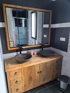 Chambre dans chalet avec piscine - 1