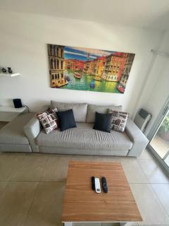 HERMOSO DEPARTAMENTO AMUEBLADO EN EL CENTRO DE LP - 7