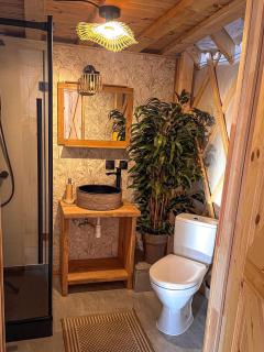 Aloha Glamp - okrągłe domki przy rzece - balia i sauna - Energylandia - 9