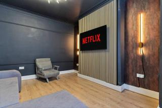 Liz's 4 Bed House: Close to the Motor Point Arena - Nottingham - 9