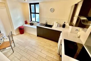 Stay in Whitechapel apartment - 7