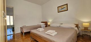 Apartment Buncuga - Jelsa (Gelsa) - 3