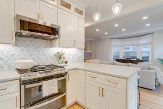 Hot Tub, Fire Pits Ideally Located Denver Home! - 1